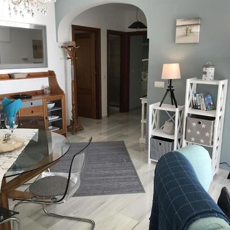 Sunny Apartment On Burriana Beach Nerja Εξωτερικό φωτογραφία