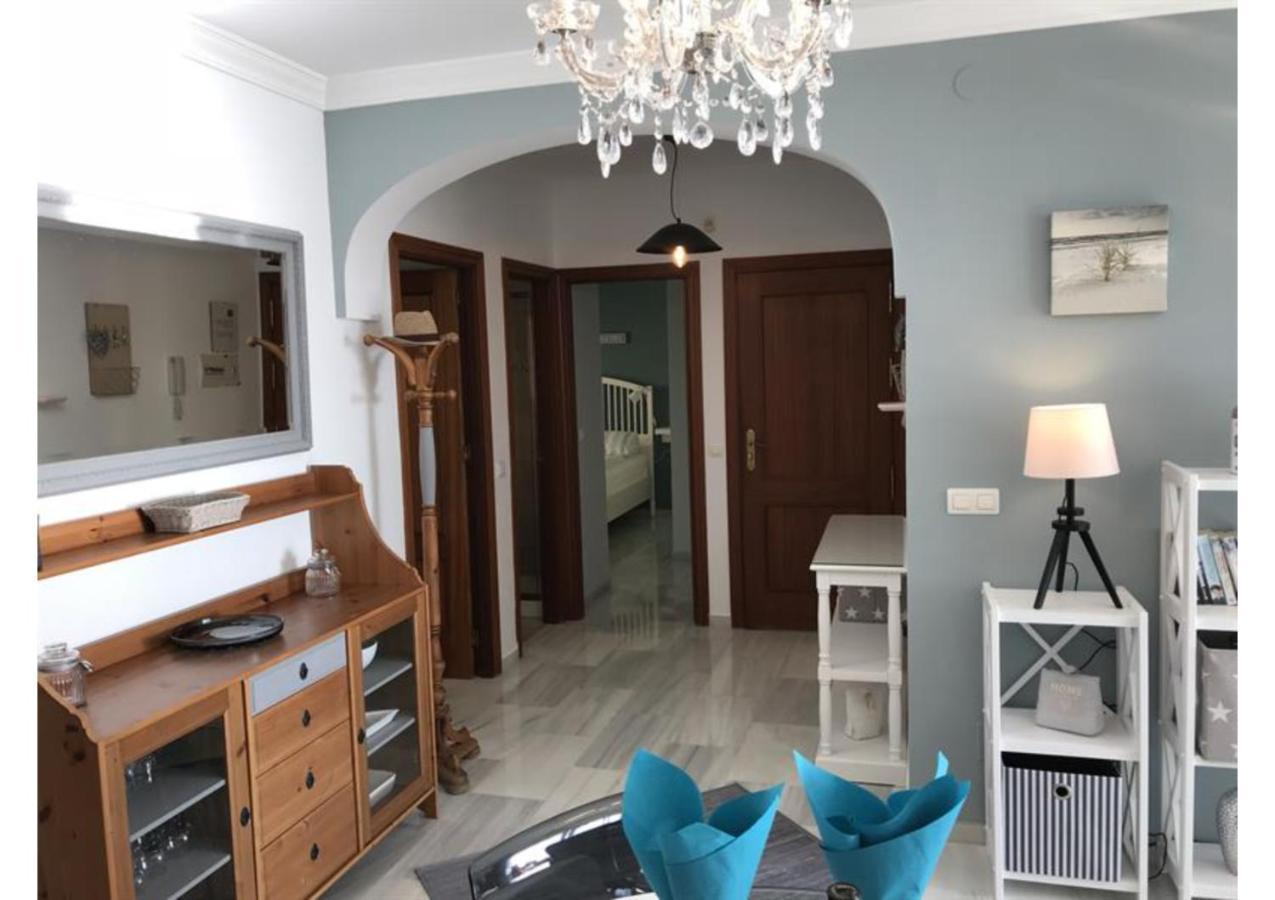 Sunny Apartment On Burriana Beach Nerja Εξωτερικό φωτογραφία