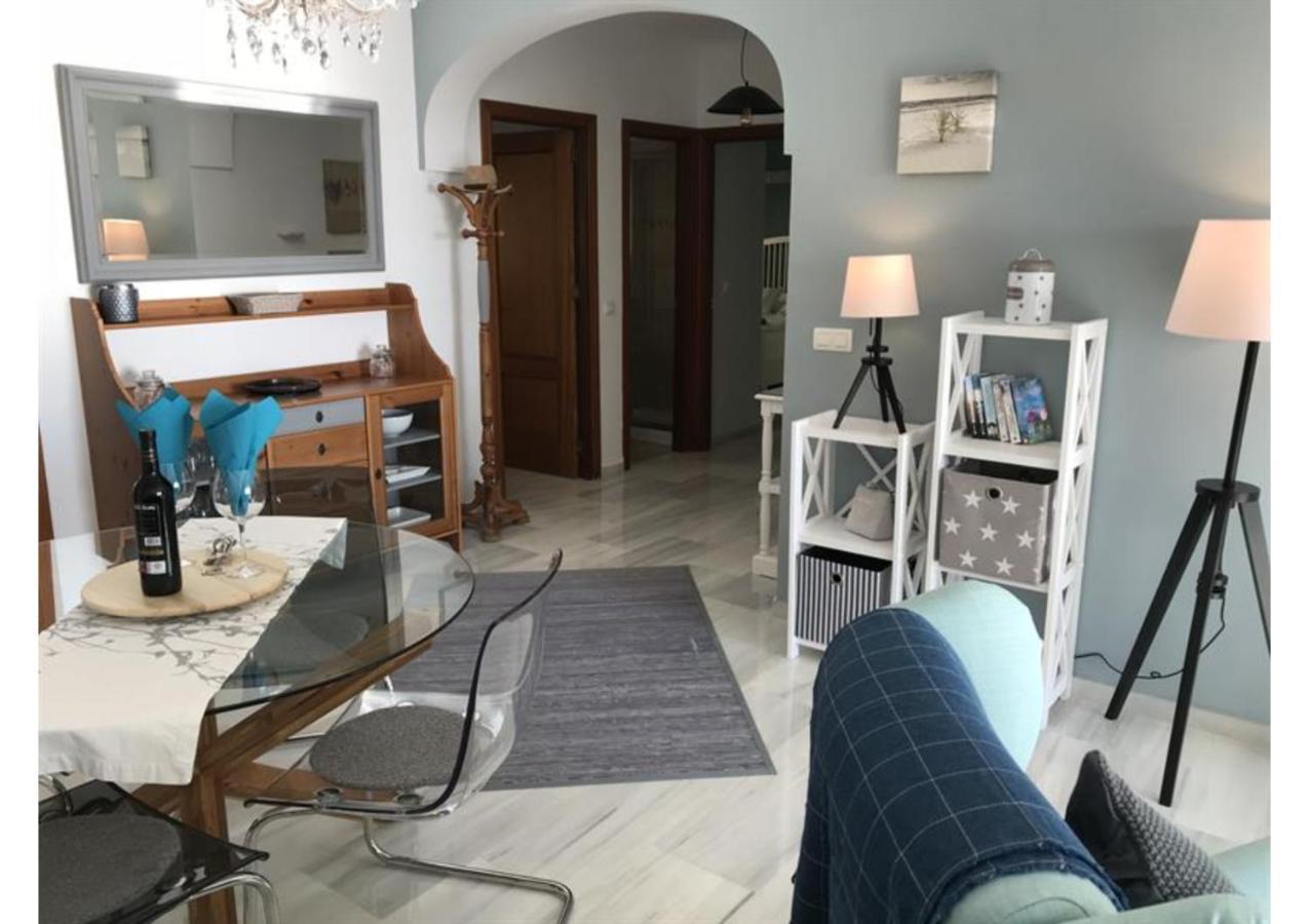 Sunny Apartment On Burriana Beach Nerja Εξωτερικό φωτογραφία