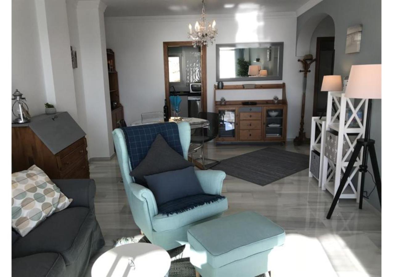 Sunny Apartment On Burriana Beach Nerja Εξωτερικό φωτογραφία